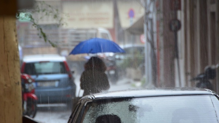 Βροχές και καταιγίδες στα νότια σήμερα - Χιόνια στα ορεινά W31-71842w2770802vroxhombrela