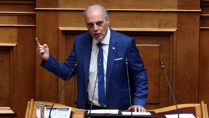 Κυρ. Βελόπουλος: Η Ελλάδα έχει πάρει τον εθνικό και οικονομικό κατήφορο